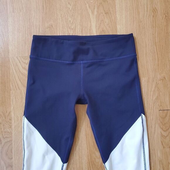 Fabletics Salar Statement PowerHold Legging sz Sm - Picture 4 of 12